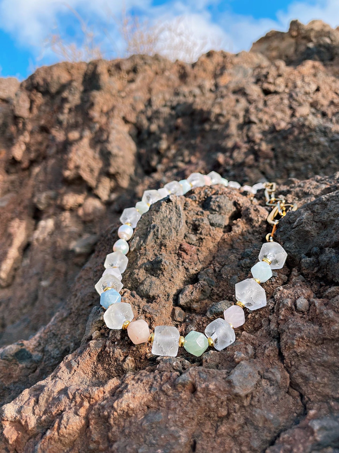 PASTEL PEARL Necklace