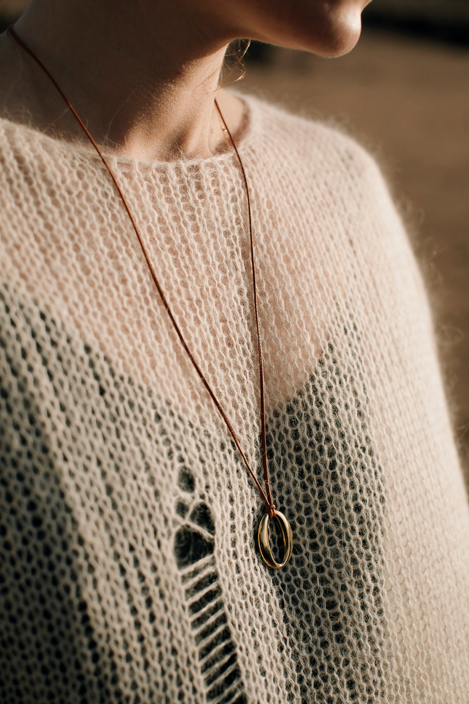 BASICS OVAL Necklace