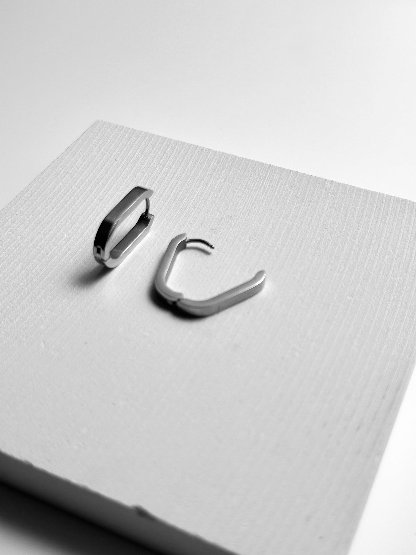 AIRAM Charms Necklace - Coal