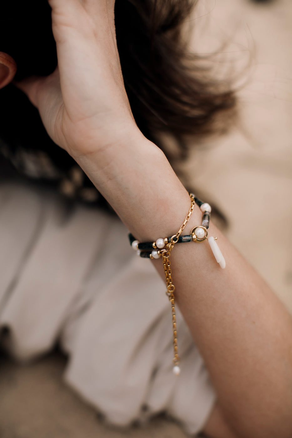 MOSS PEARL Necklace & Bracelet