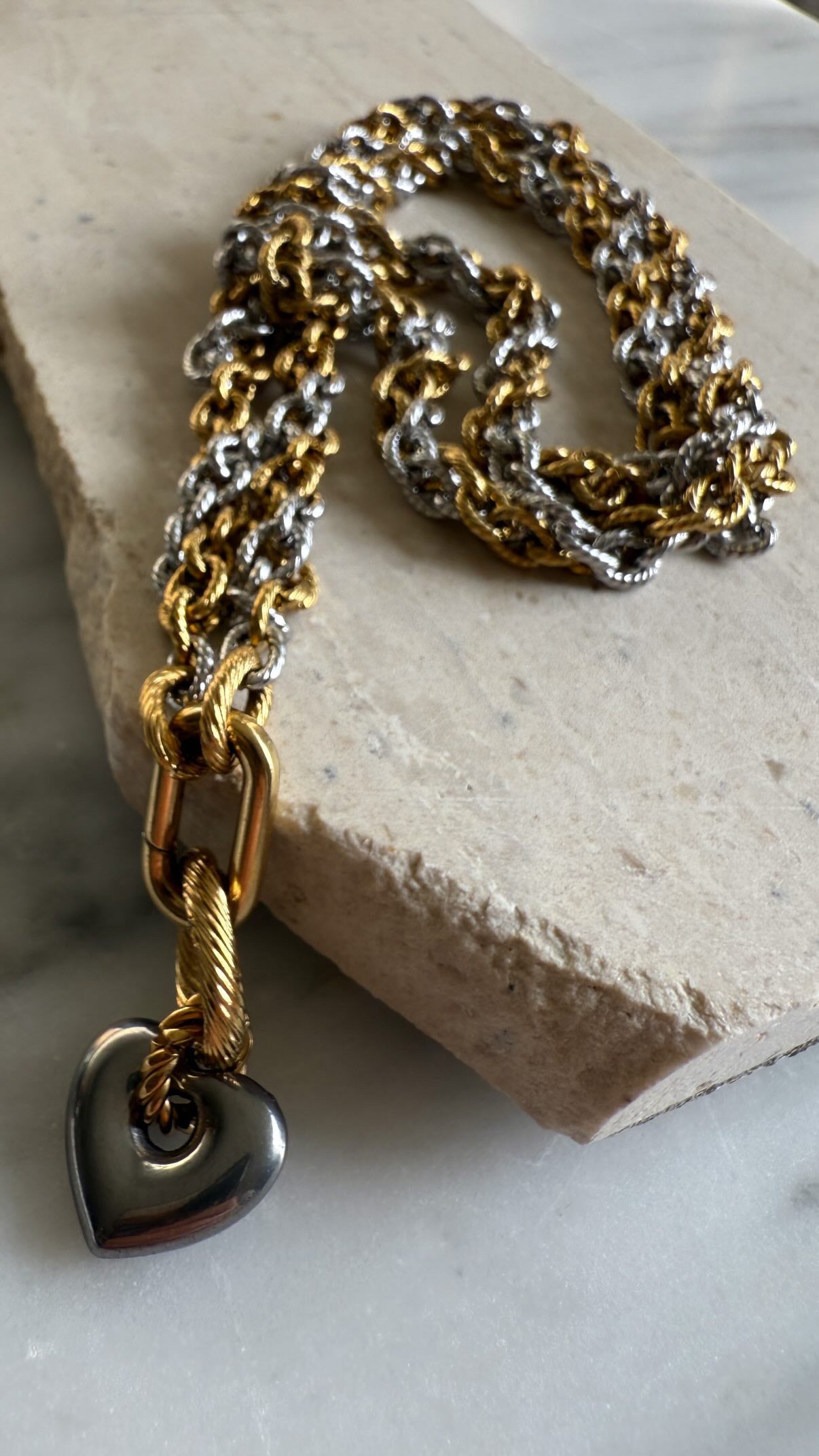 Chunky Heart Twist Chain Necklace