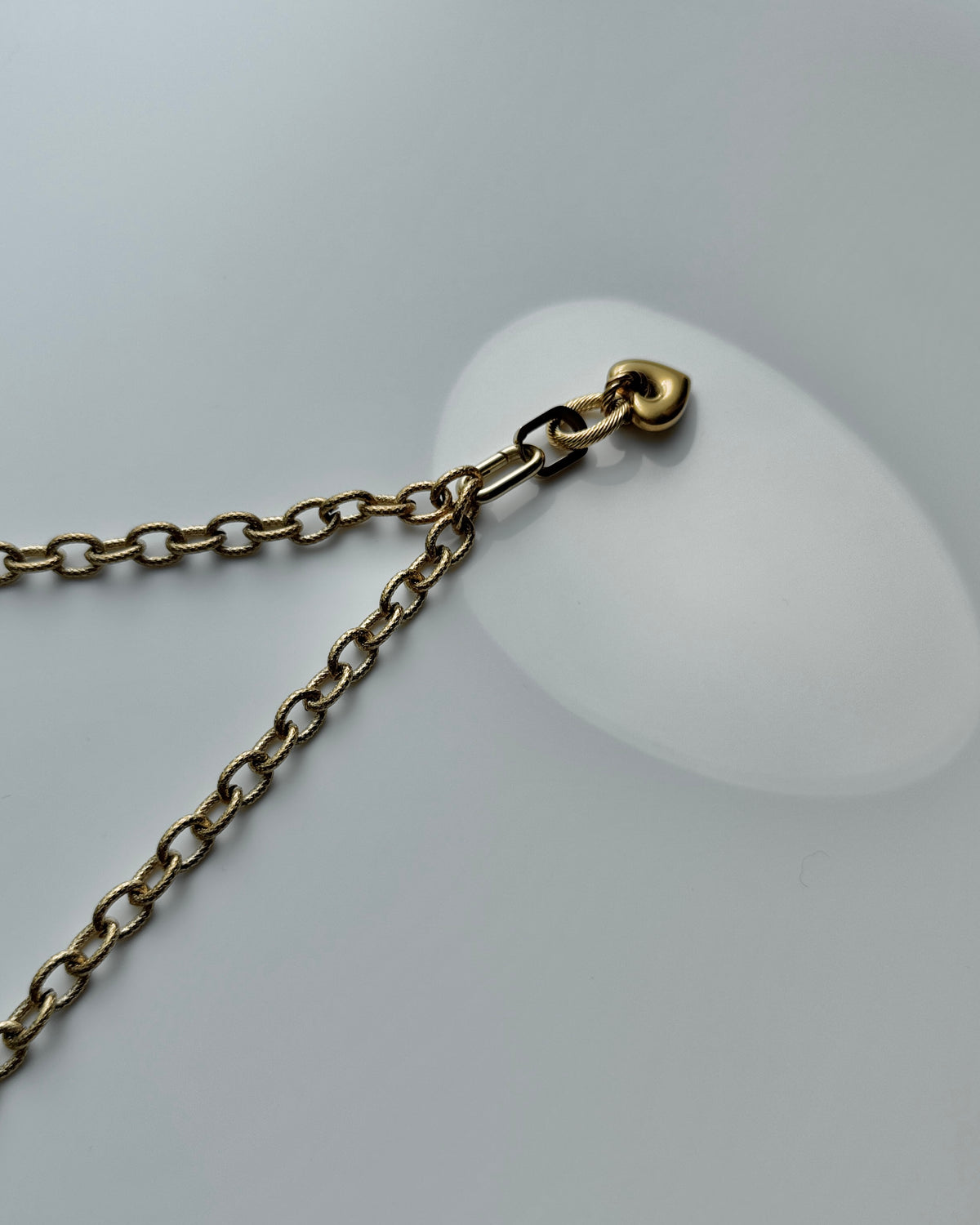 AIRAM Chunky Heart Necklace