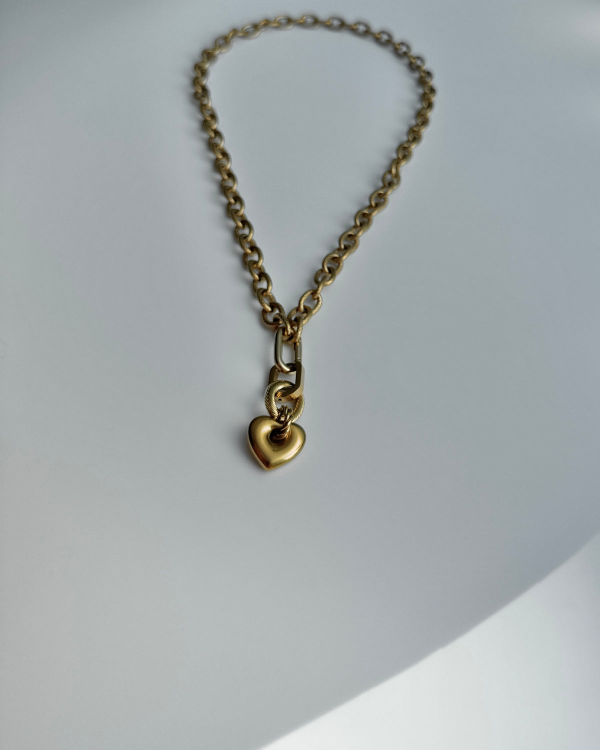AIRAM Chunky Heart Necklace
