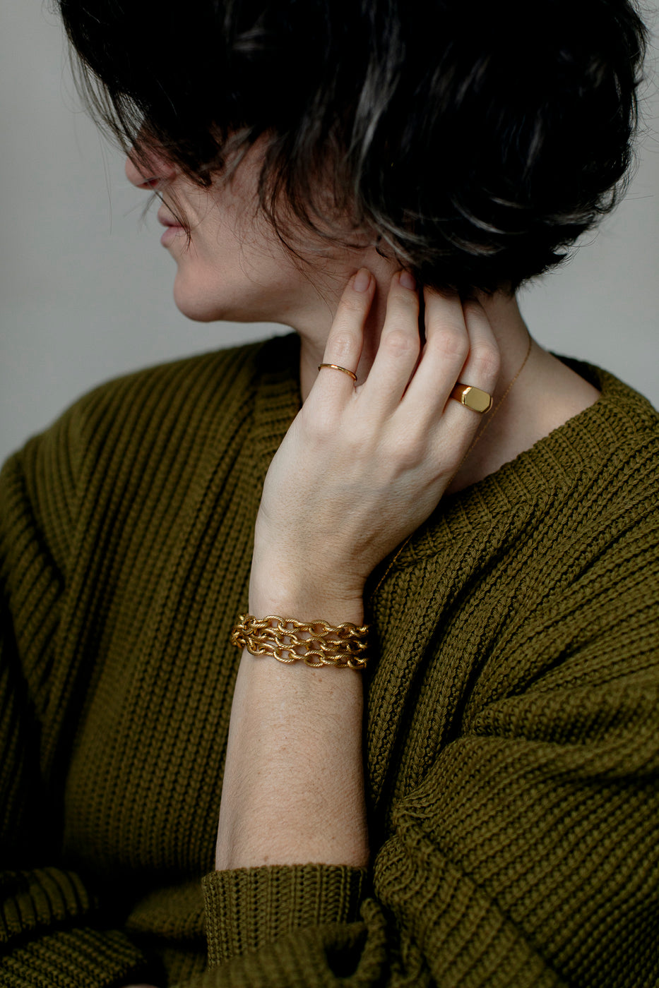BASICS Signet Ring