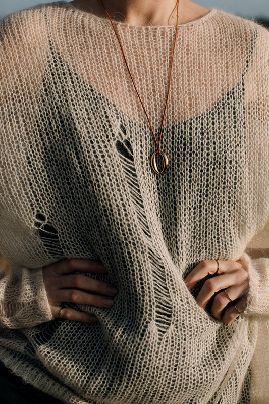 Versatile Oval Gold-Plated Pendant Necklace