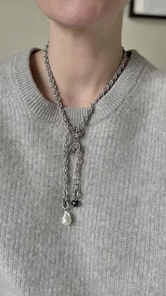 AIRAM Duality Pearl Necklace